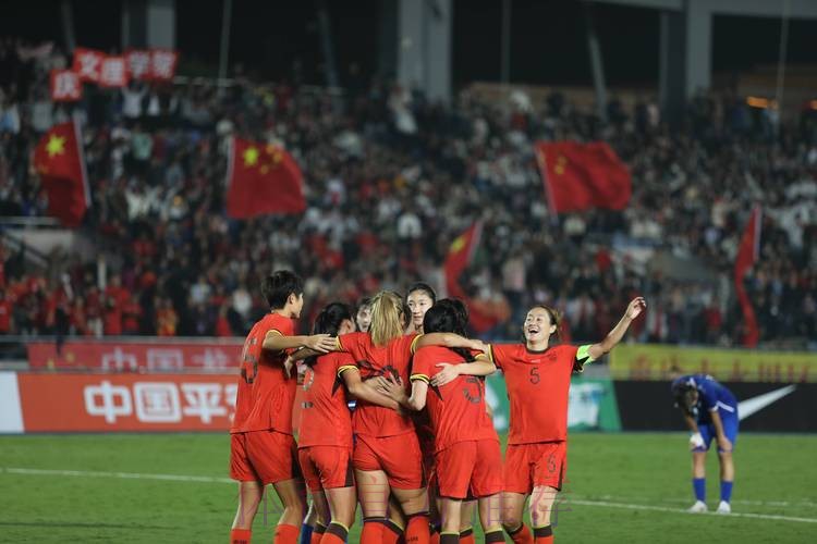 2015中国足协全国女子足球足协杯火热开启 2015中国足协全国女子足球足协杯火热开启